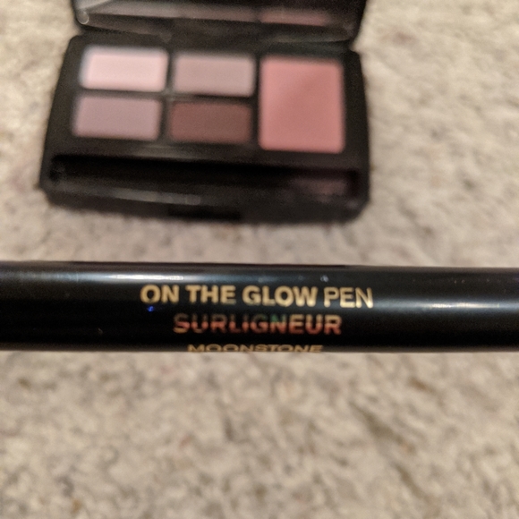 Butter London Glitz and Glamour palette - Picture 5 of 6